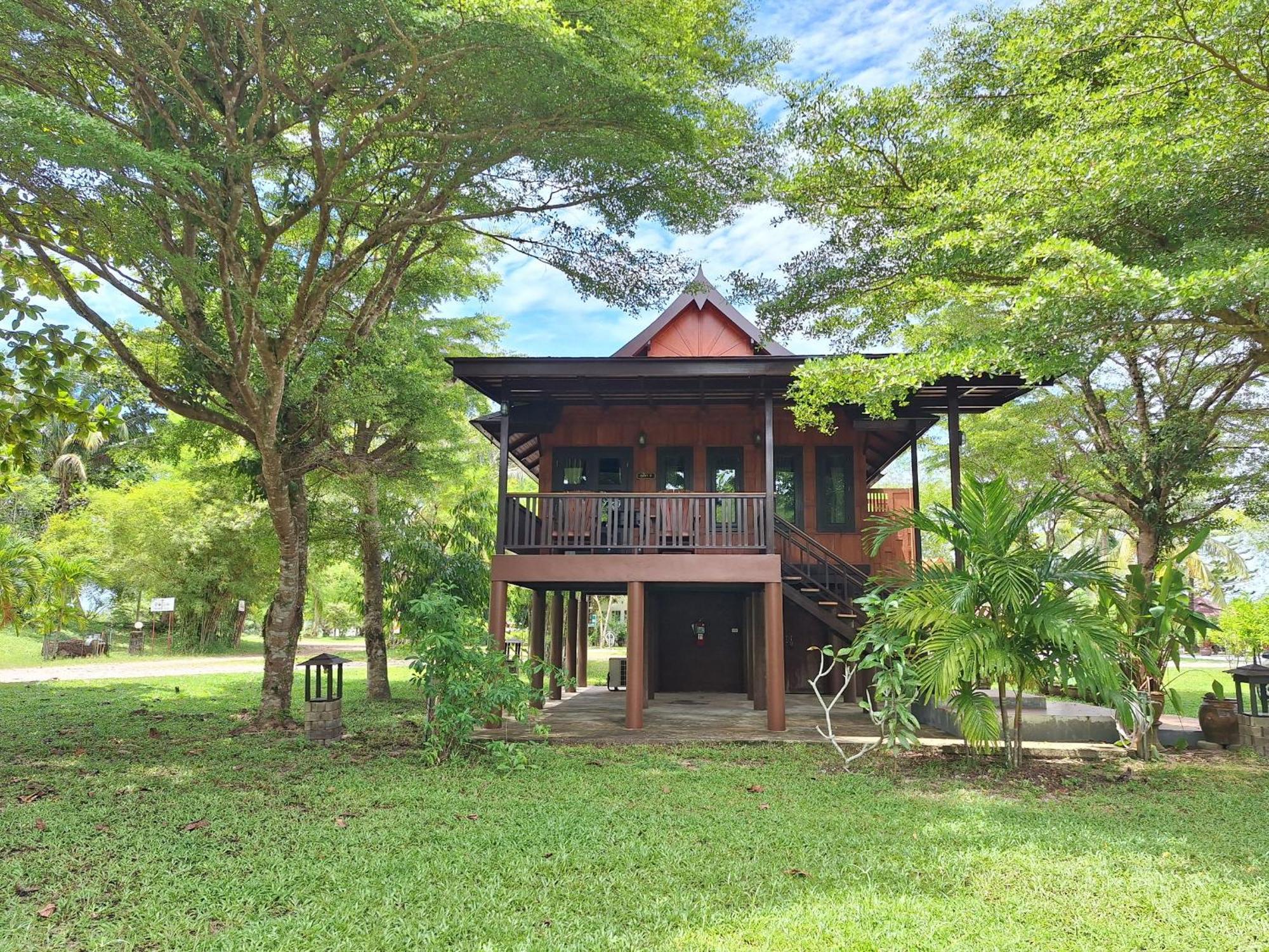 Thailife Wellness & Meditation Resort- Sha Plus Khao Lak Esterno foto