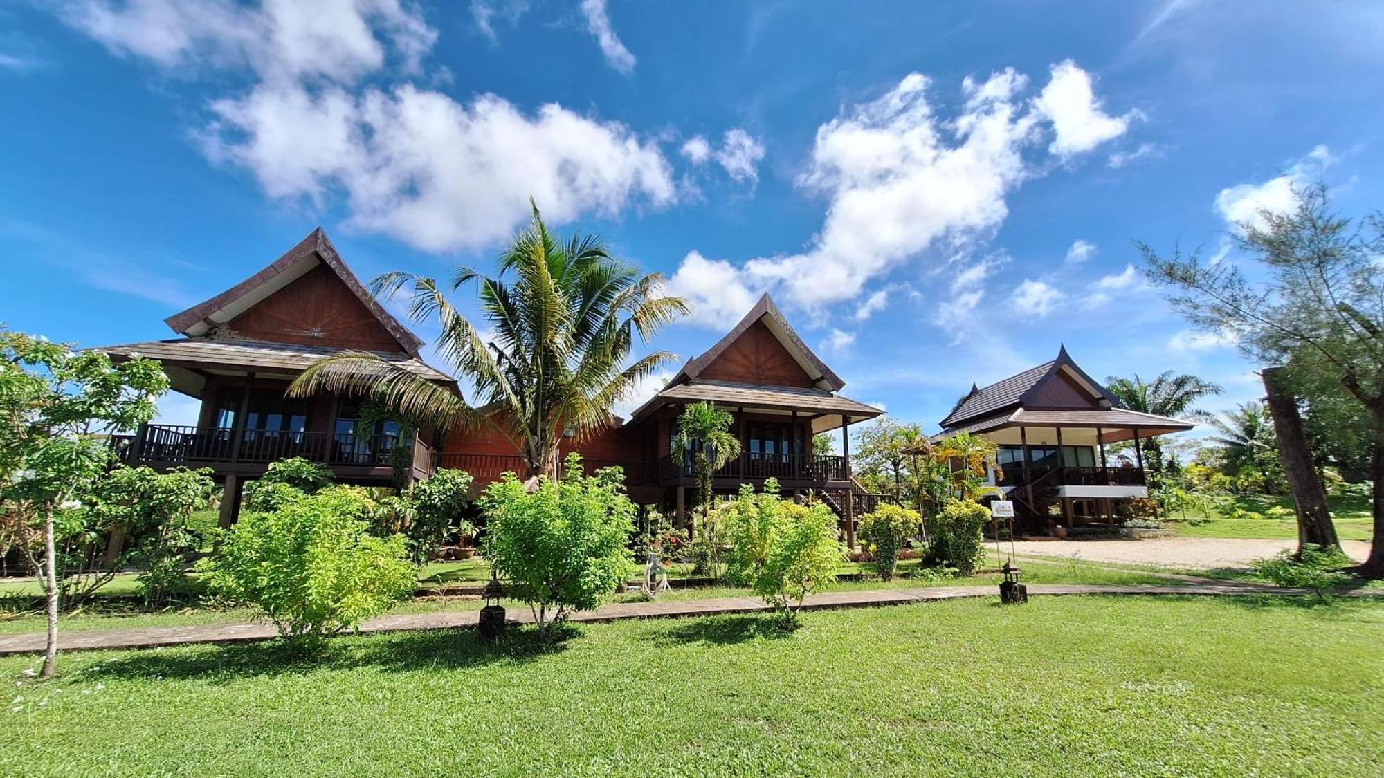Thailife Wellness & Meditation Resort- Sha Plus Khao Lak Esterno foto