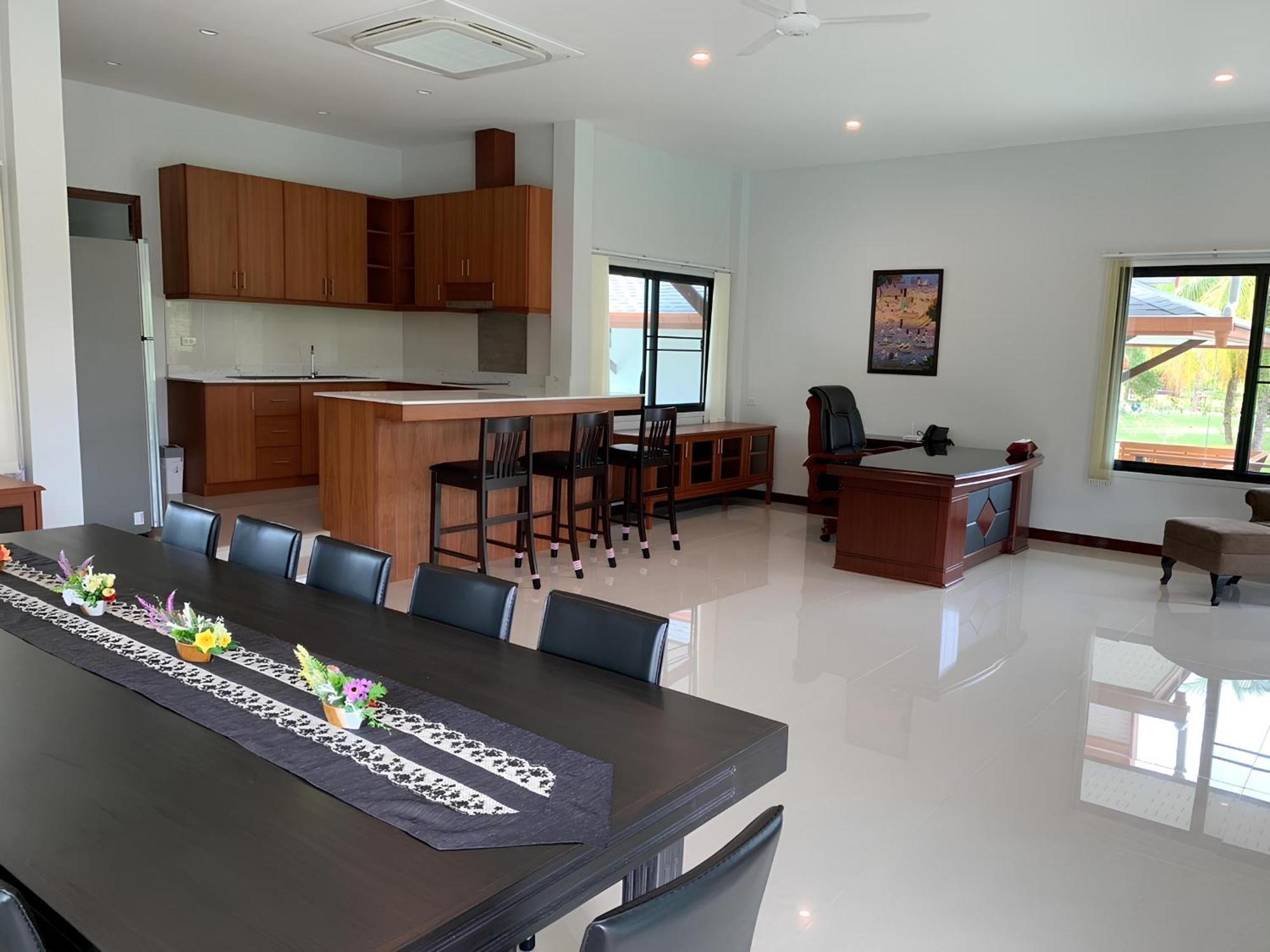 Thailife Wellness & Meditation Resort- Sha Plus Khao Lak Esterno foto